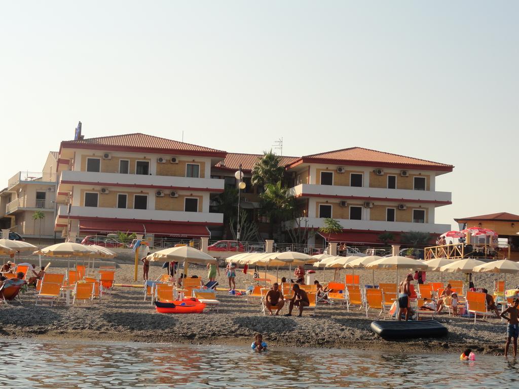 HOTEL MIRAMARE CIRO MARINA 3 Italy from US 76 BOOKED